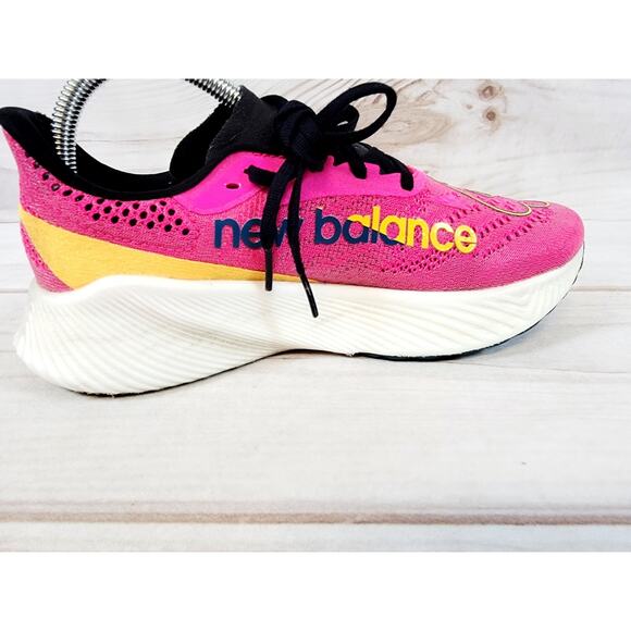 New Balance Womens FuelCell RC Elite V2 WRCELPB2 Pink Running Shoes Sneakers 9 - Picture 10 of 16
